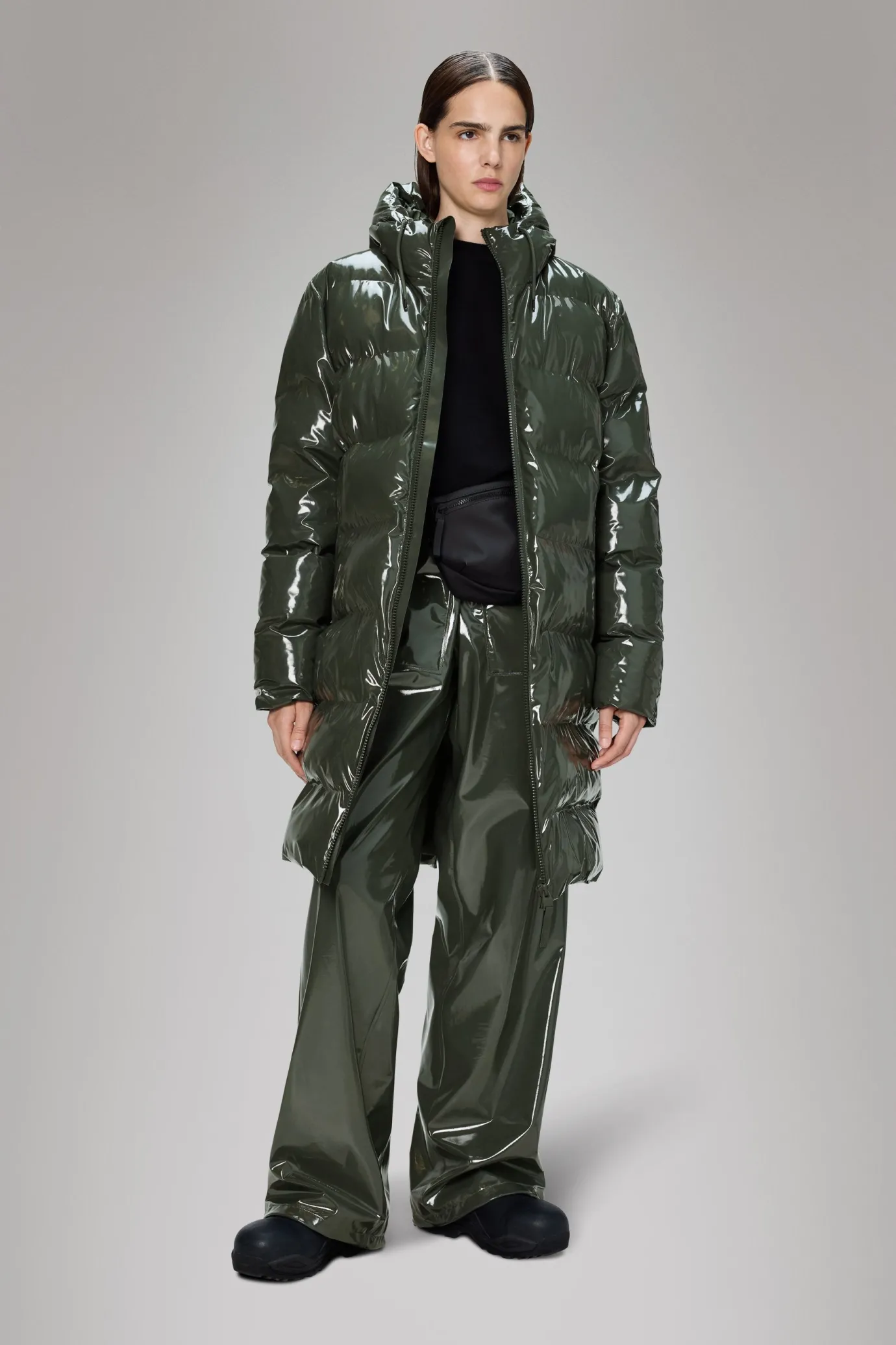 Alta Long Puffer Jacket in Swamp