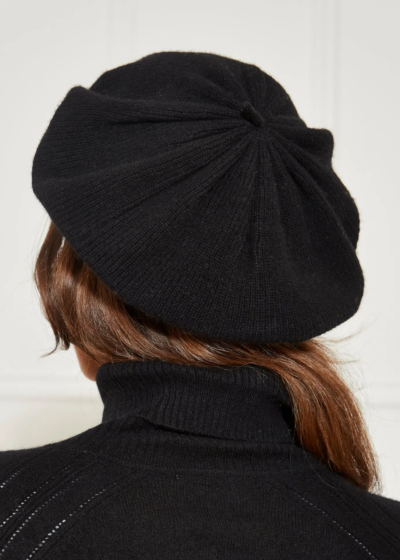 Black Lizzy Beret Cashmere Hat