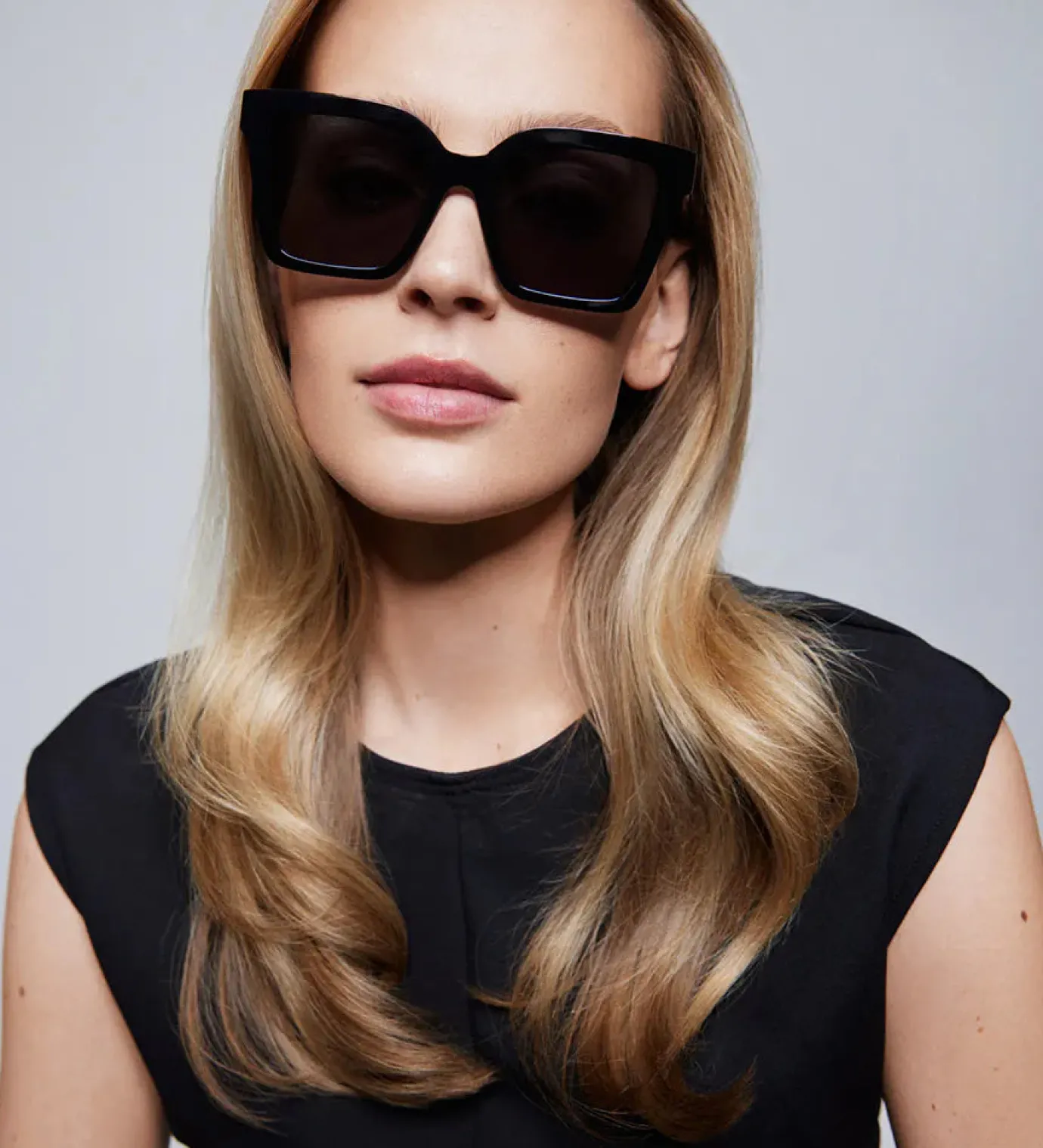 Ivy Black Sunglass Readers