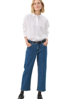 Judy Straight Cut Jeans