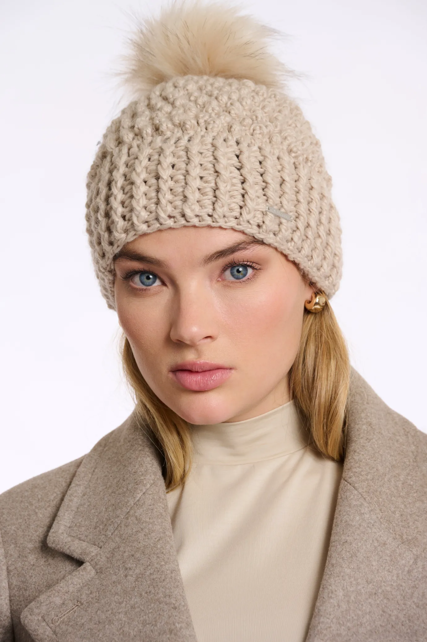 Kevina Knitted Hat with Detachable Faux Fur PomPom