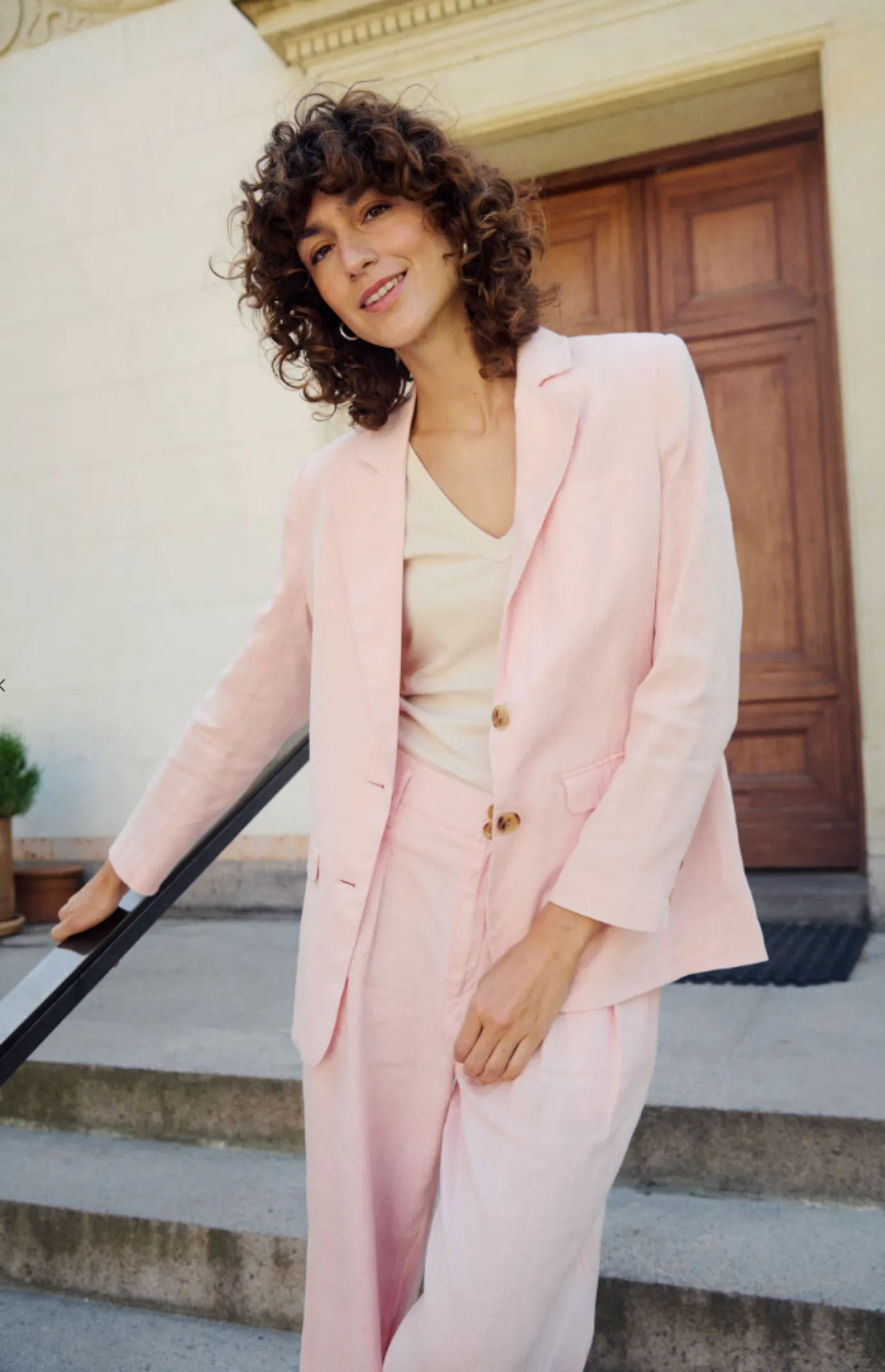 Nyan Pink Linen Blazer
