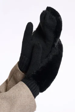 Oxo faux fur gloves