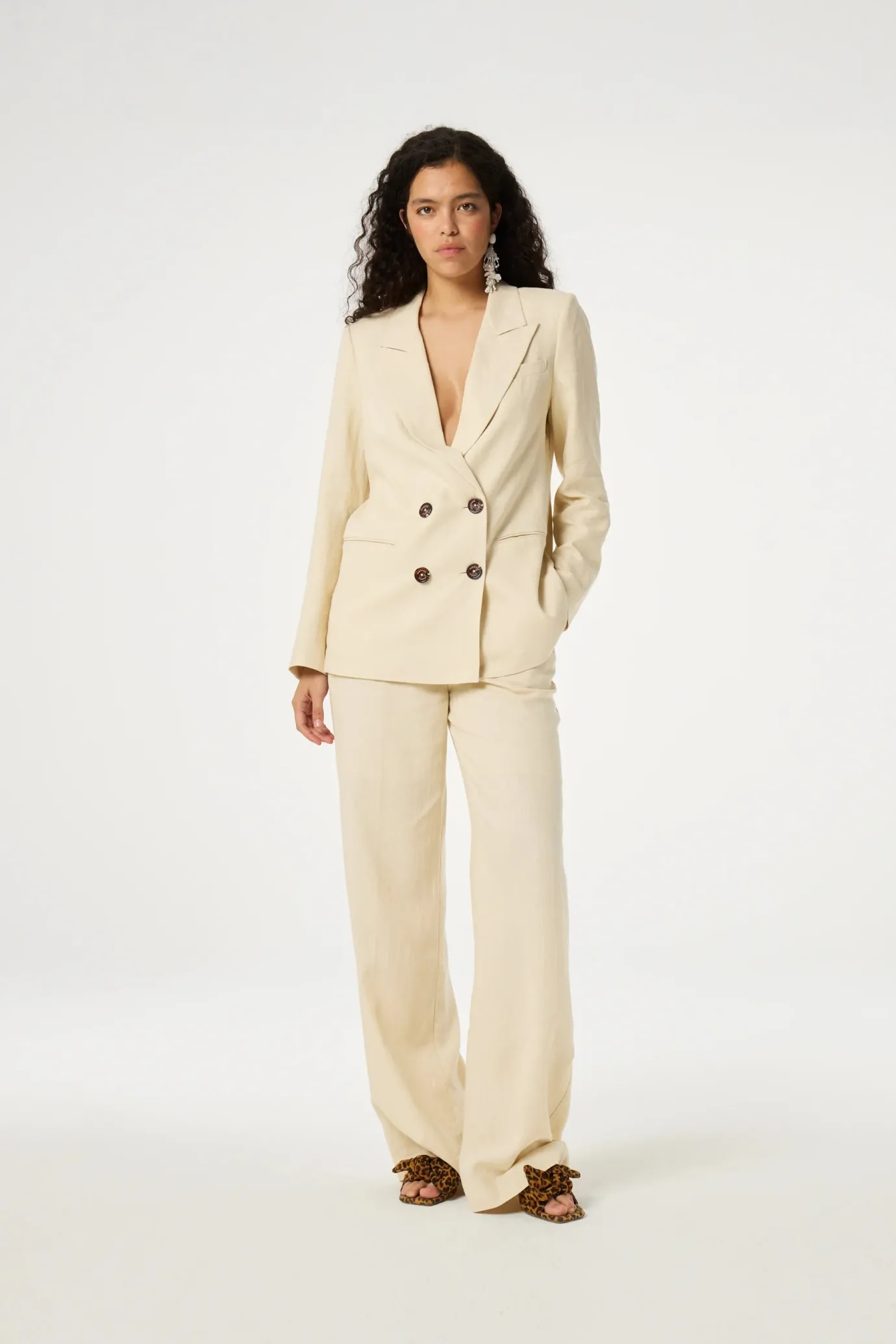 Reggy Latte Double Breasted Blazer