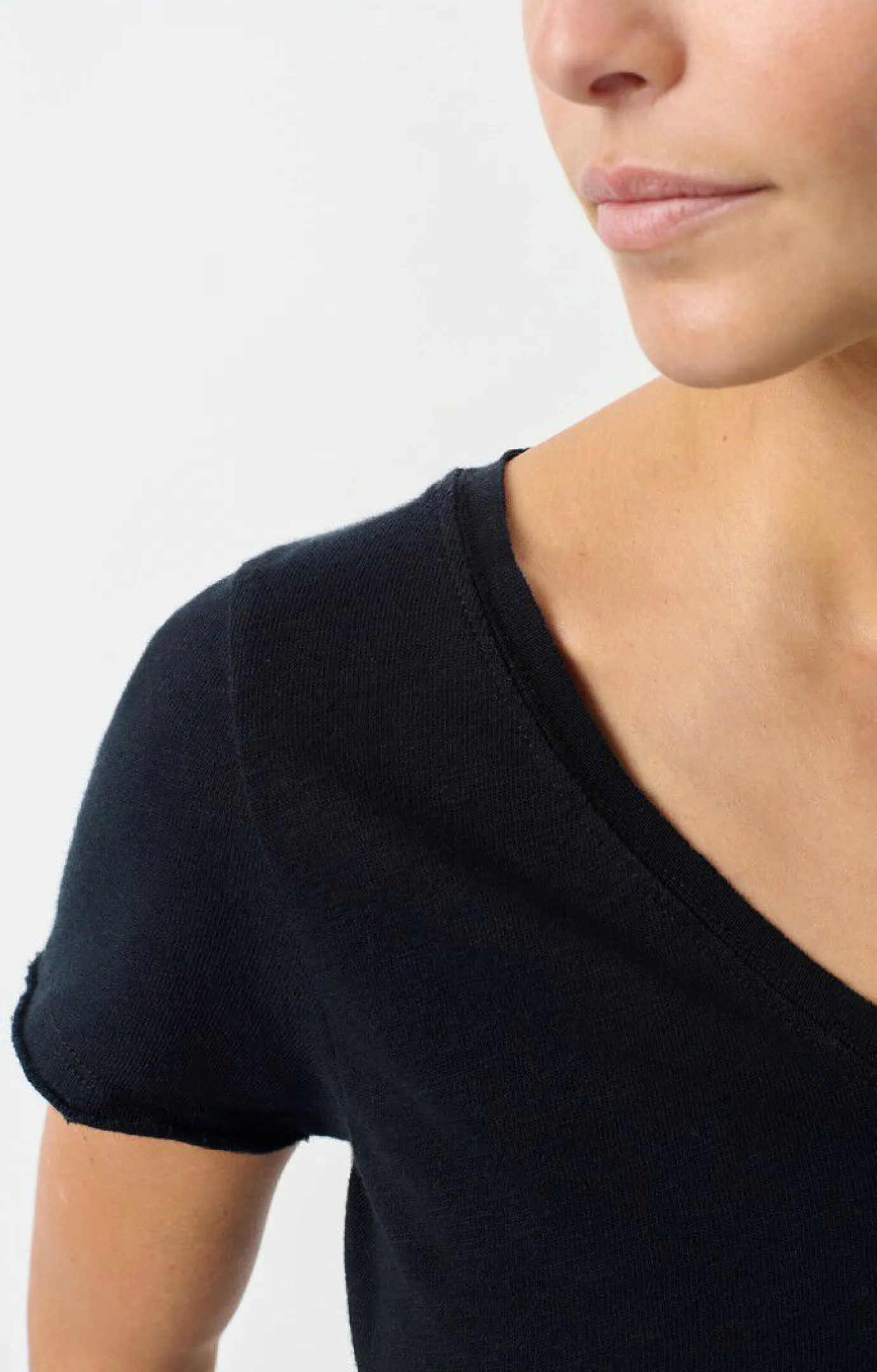 Sonoma Black V Neck Slub T Shirt