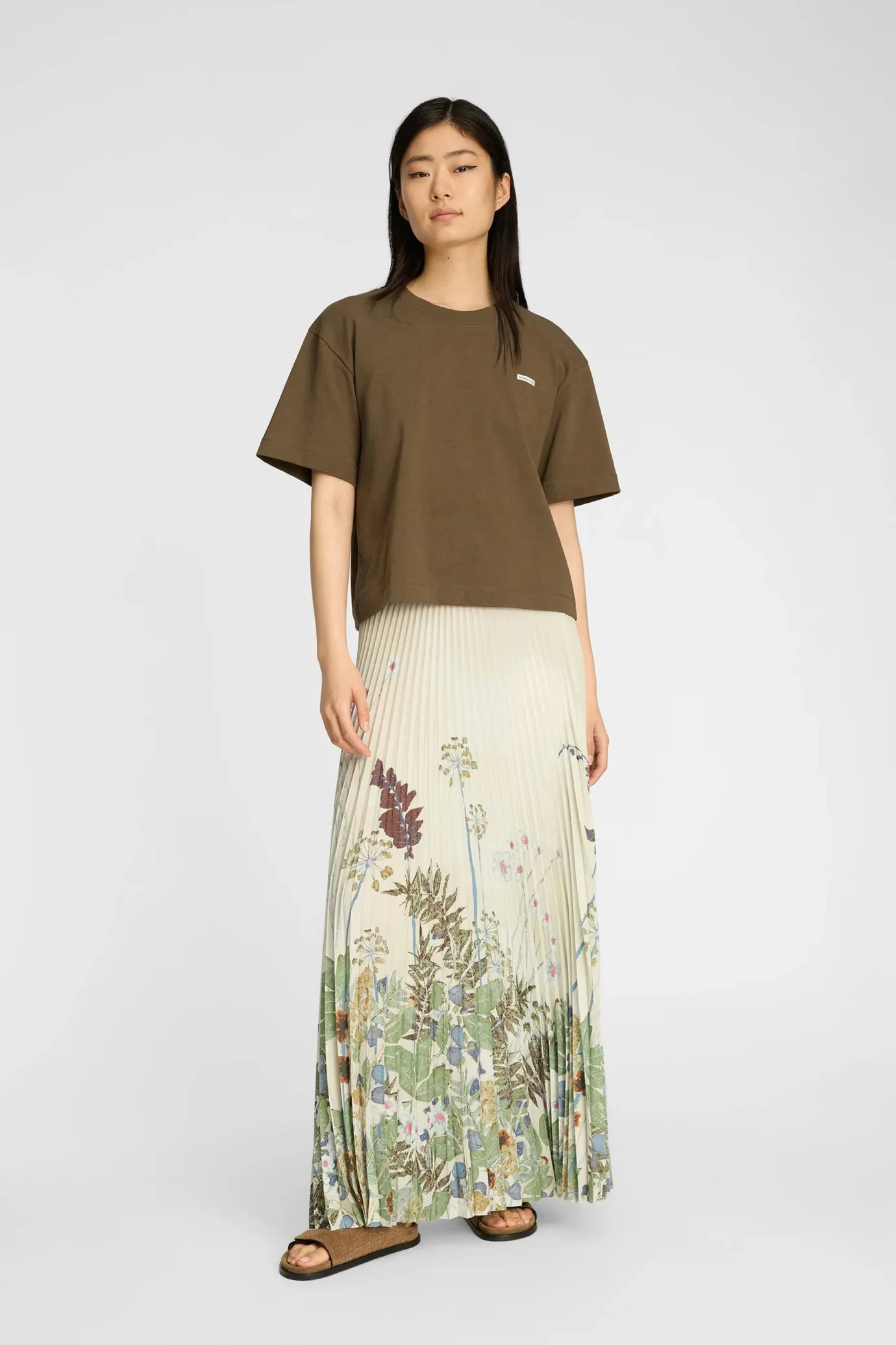 Taulla Creme Print Pleated Skirt